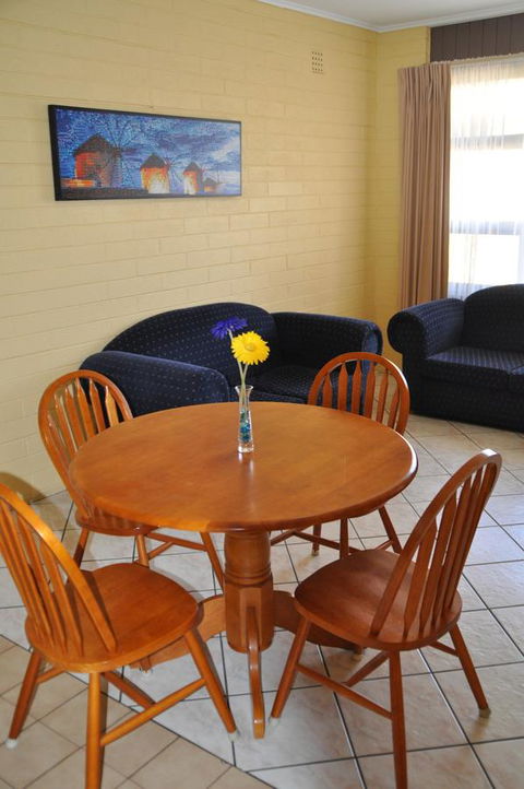 Robe Central Motel - Hobart Tourism 27