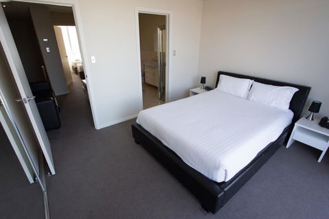 Mawson Lakes Hotel - Tourism TAS 23