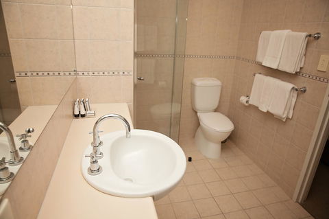 Mawson Lakes Hotel - Tourism TAS 41