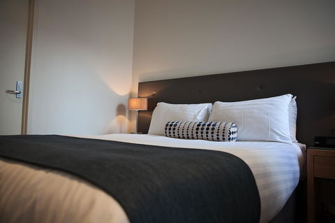 Mawson Lakes Hotel - Tourism TAS 2