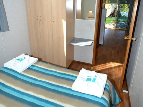 Echo Holiday Parks - Renmark - Tourism TAS 20