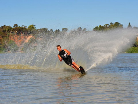Echo Holiday Parks - Renmark - Tourism TAS 6