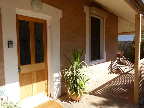 Andy\'s Accommodation - Hobart Tourism 8