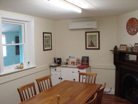 Andy\'s Accommodation - Hobart Tourism 23