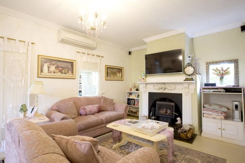 Jasmine\'s Barossa Valley Cottage - Hobart Tourism 16