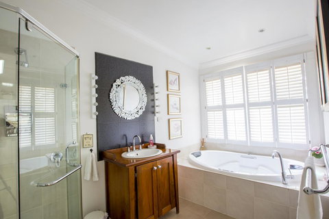 Jasmine\'s Barossa Valley Cottage - Hobart Tourism 13