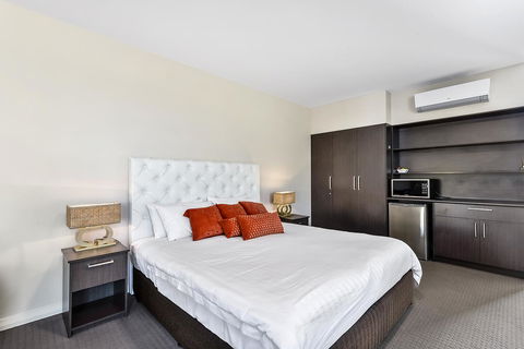 Robe Marina Accommodation - Hobart Tourism 11