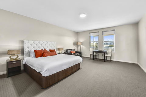 Robe Marina Accommodation - Hobart Tourism 9