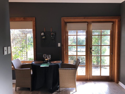 Amande Bed And Breakfast - Tourism TAS 17