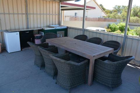 Augusta Courtyard Motel - Tourism TAS 10