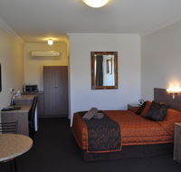 Augusta Courtyard Motel - Hobart Tourism