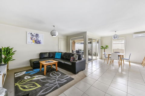 City Fringe Apartment B, Mount Gambier - Hobart Tourism 4