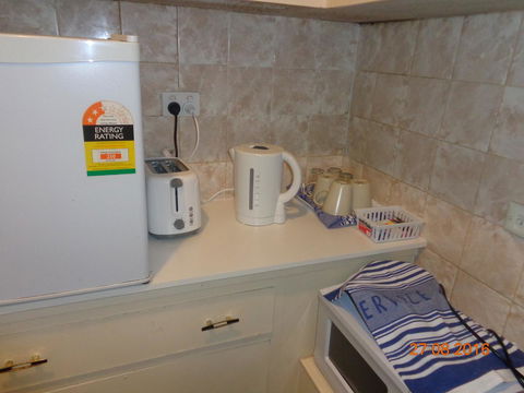 Adelaide Backpackers And Travellers Inn - Hobart Tourism 41