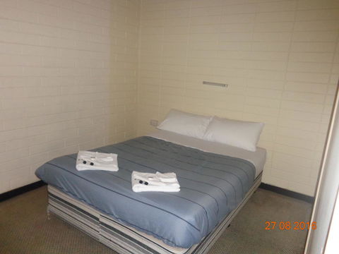 Adelaide Backpackers And Travellers Inn - Hobart Tourism 42