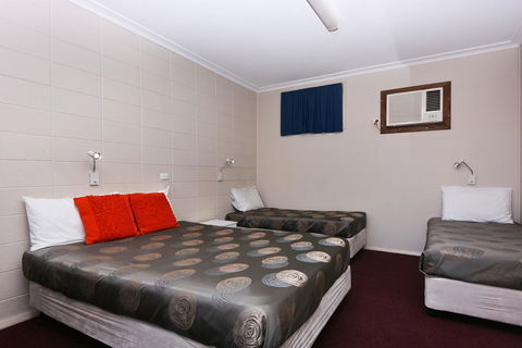 Motel Poinsettia - Hobart Tourism 20