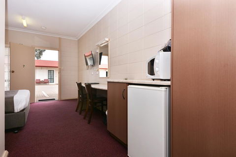 Motel Poinsettia - Hobart Tourism 27