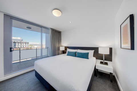 Adina Apartment Hotel Wollongong - Tourism TAS 20