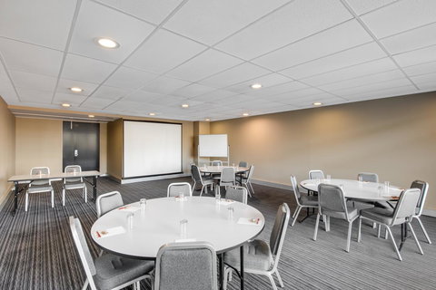 Adina Apartment Hotel Wollongong - Tourism TAS 38