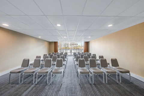 Adina Apartment Hotel Wollongong - Tourism TAS 32