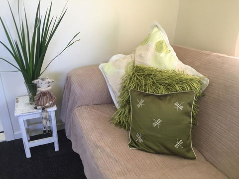 A Peaceful Cabin In The Country - Hobart Tourism 2