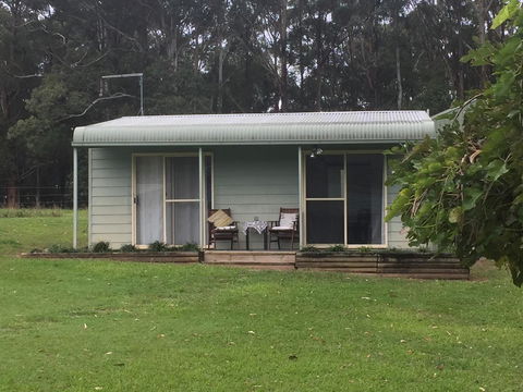 A Peaceful Cabin In The Country - Hobart Tourism 5