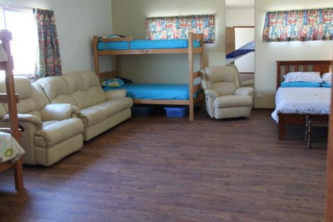 LAS ARENAS - The Sands - BEACH HOUSE - Hobart Tourism 4