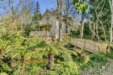 Aldgate Creek Cottage Bed And Breakfast - Tourism TAS 7