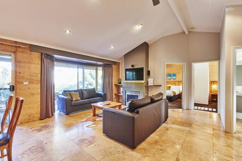 Eight Willows Retreat - Tourism TAS 18