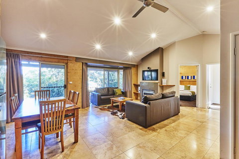 Eight Willows Retreat - Tourism TAS 12