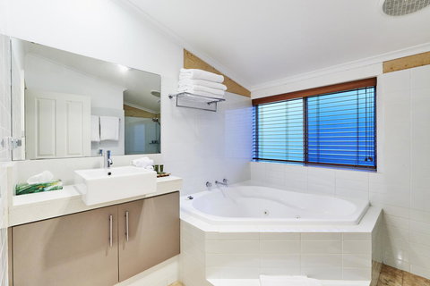 Eight Willows Retreat - Tourism TAS 17