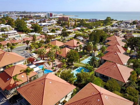 Mandurah Family Resort - Hobart Tourism 0