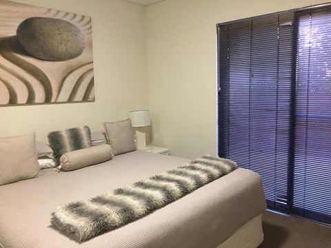 Parklane Apartments - Hobart Tourism 8