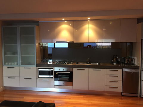 Parklane Apartments - Hobart Tourism 6