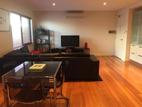 Parklane Apartments - Hobart Tourism 5