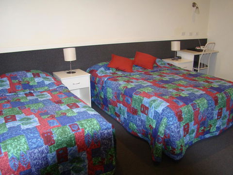 Dunsborough Central Motel - Hobart Tourism 28