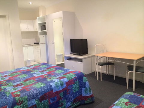 Dunsborough Central Motel - Hobart Tourism 6