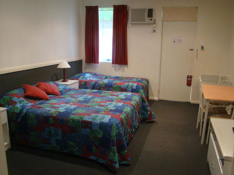 Dunsborough Central Motel - Hobart Tourism 30