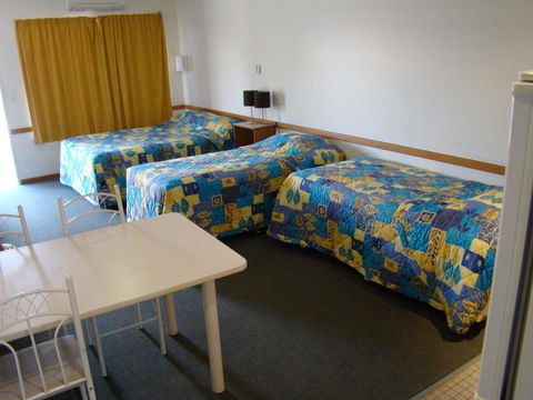 Dunsborough Central Motel - Hobart Tourism 35