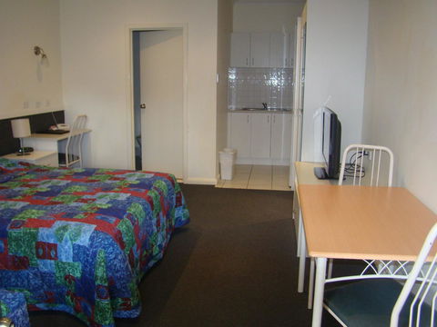 Dunsborough Central Motel - Hobart Tourism 16