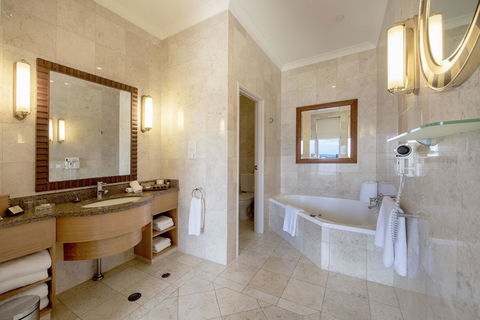 Duxton Hotel Perth - Tourism TAS 14