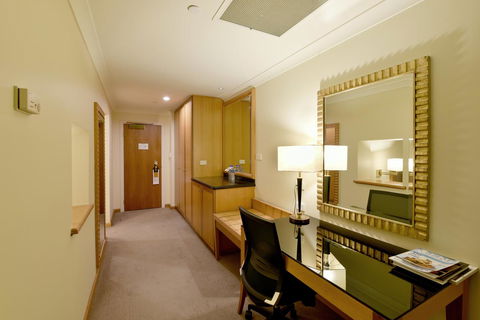 Duxton Hotel Perth - Tourism TAS 11
