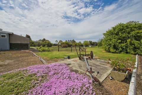 Rayanne Homestead - Hobart Tourism 16