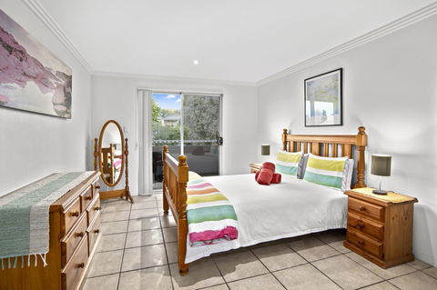 Villa On Fearn - Hobart Tourism 6