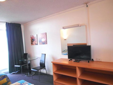 Econo Lodge Rivervale - Hobart Tourism 12