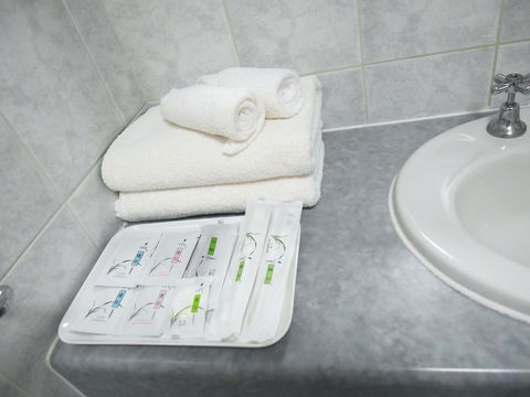 Econo Lodge Rivervale - Hobart Tourism 6