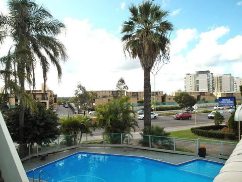 Econo Lodge Rivervale - Hobart Tourism 10