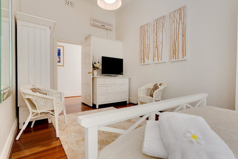 Cottesloe Beach House I - Tourism TAS 13