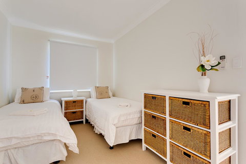 Cottesloe Beach House I - Tourism TAS 9