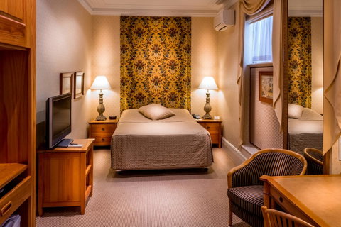 European Hotel - Tourism TAS 11