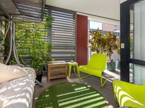 Home Apartment - Perth City Centre - Free WiFi - Tourism TAS 2